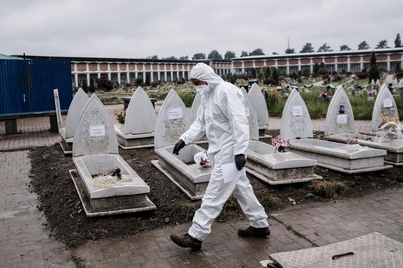 Cimitir coronavirus, Foto: Profimedia Images/LaPresse/ddp USA