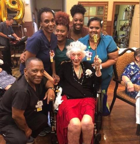 Femeie de 101 ani, vindecată de coronavirus (twitter), Foto: Hotnews