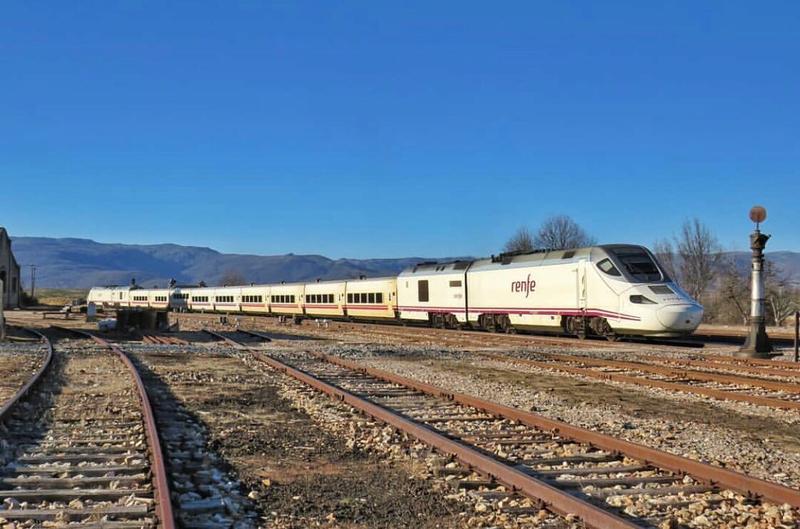 Tren spaniol de mare viteza al RENFE, Foto: RENFE