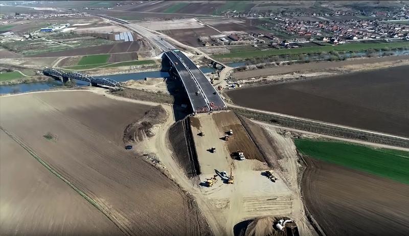 Podul peste Mures la Chetani, pe autostrada Transilvania, Foto: Captura YouTube