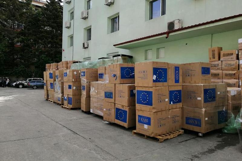 CE doneaza masti Romaniei, Foto: Comisia Europeana