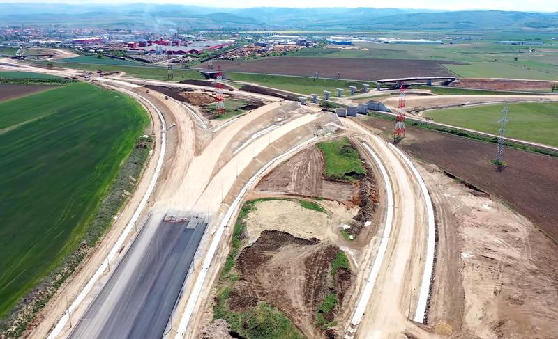 Nod rutier in lucru intre doua autostrazi si un drum national, Foto: Captura YouTube