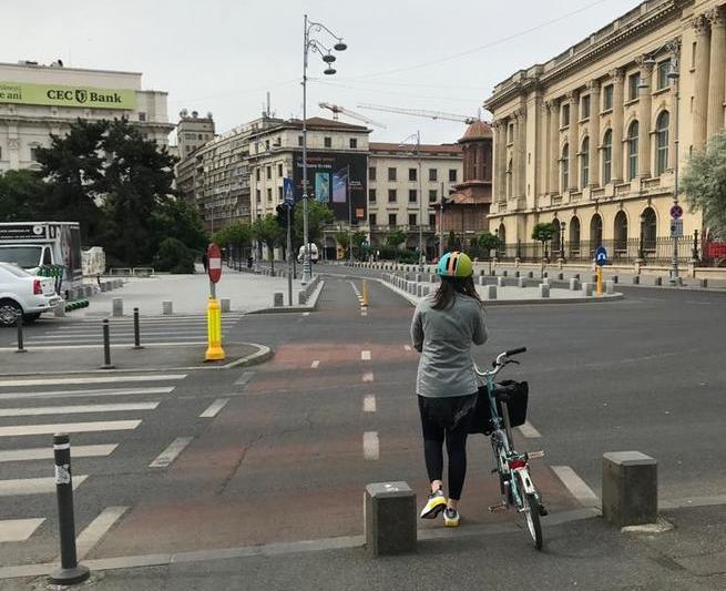 Biciclist pe Calea Victoriei, Foto: Hotnews