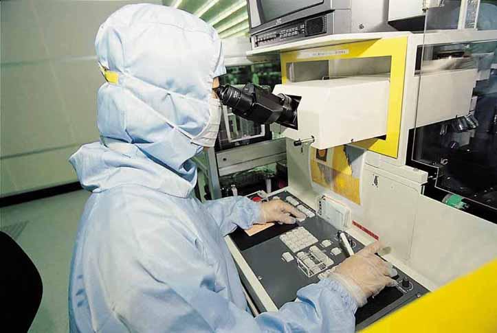 Intr-o fabrica TSMC, Foto: Taiwan Semiconductor Manufacturing