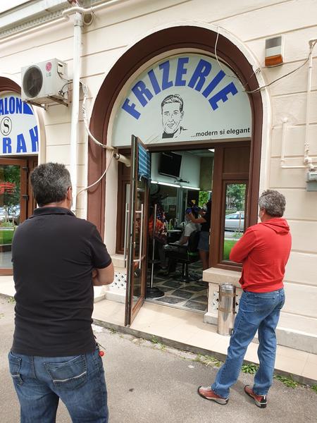 Coada la frizerie, Foto: Hotnews