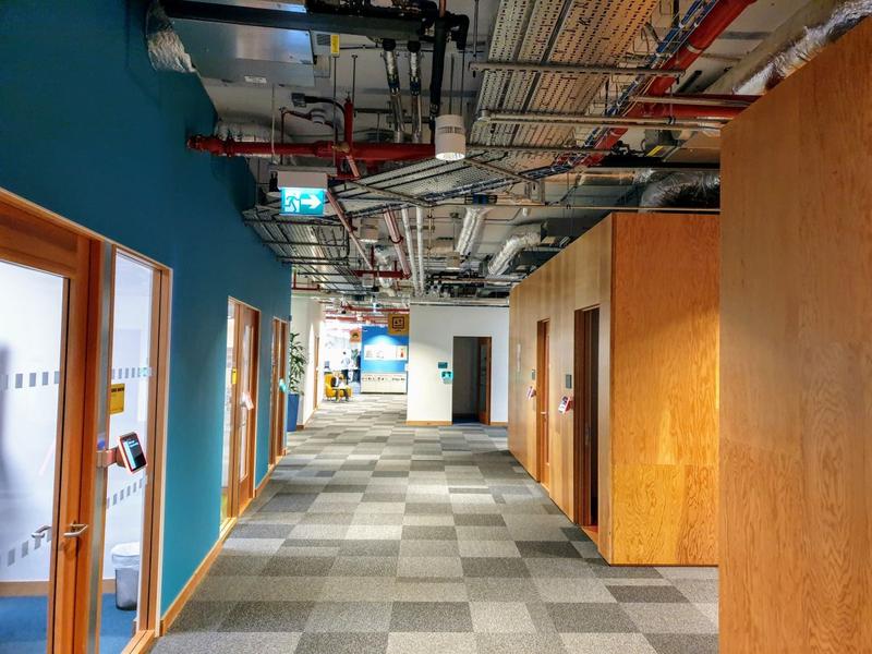 Intr-un sediu al Facebook, Foto: Hotnews