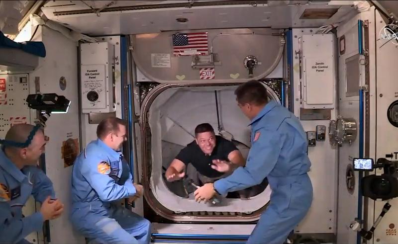 Astronautii americani intra in Statia Spatiala Internationala, Foto: Captura YouTube