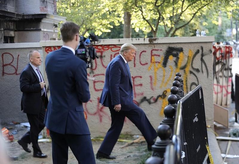 Donald Trump, in timpul protestelor (twitter), Foto: Hotnews