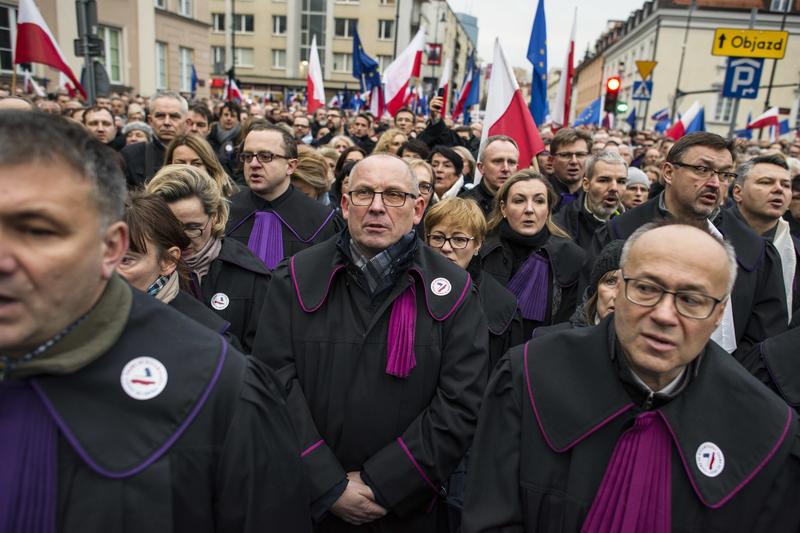 Protest magistrati polonezi, Foto: Attila Husejnow / SOPA Images / Profimedia