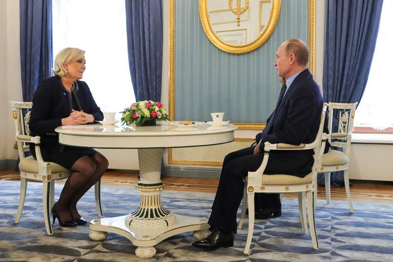 Marine Le Pen si Vladimir Putin, Foto: Mikhail Klimentyev / TASS / Profimedia Images