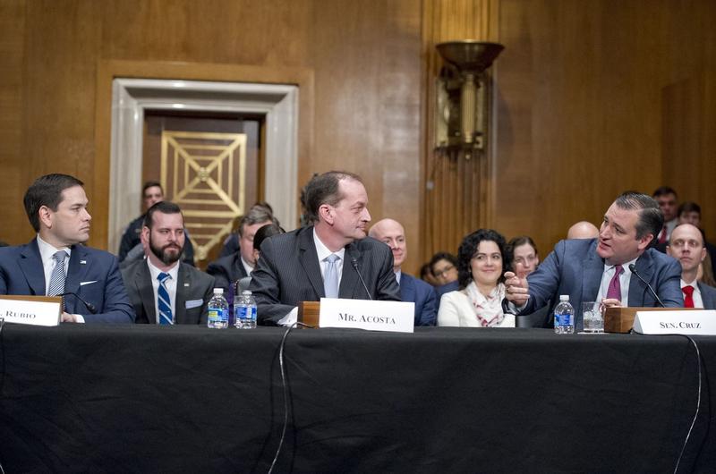 Sen. Marco Rubio (stanga) si Sen. Ted Cruz (dreapta), Foto: Shutterstock Editorial / Profimedia Images