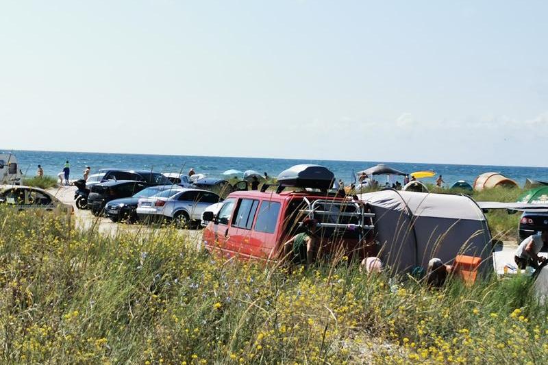 Cu masinile pe plajele salbatice, Foto: Facebook/ ARBDD - Administratia Rezervatiei Biosferei Delta Dunarii