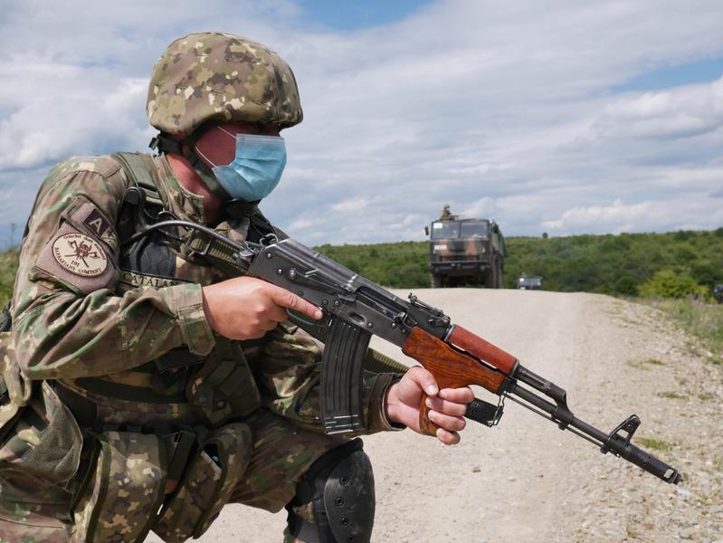 Militar român în timpul pandemiei de coronavirus, Foto: MApN