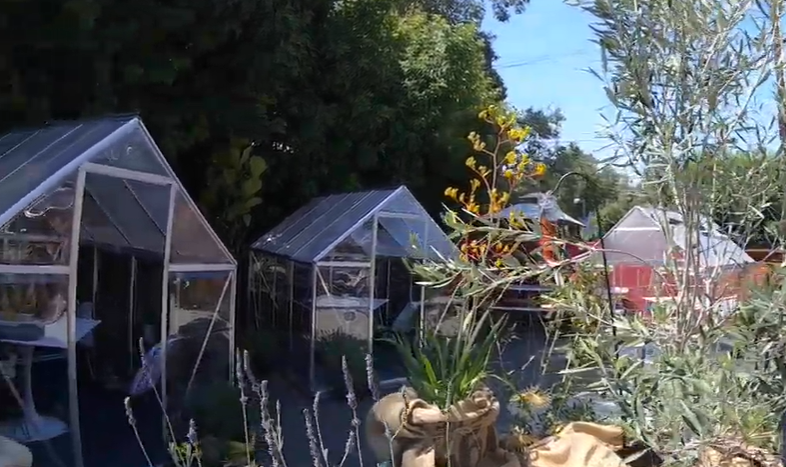 cabine din sticla pe terasa Los Angeles, Foto: Captura YouTube