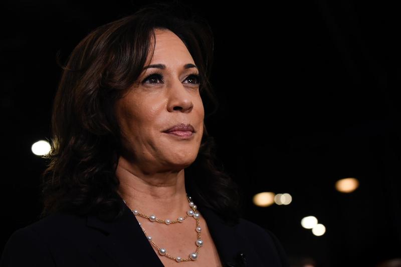 Kamala Harris: Sunt onorată de susținerea președintelui / Intenția mea este să câștig această nominalizare