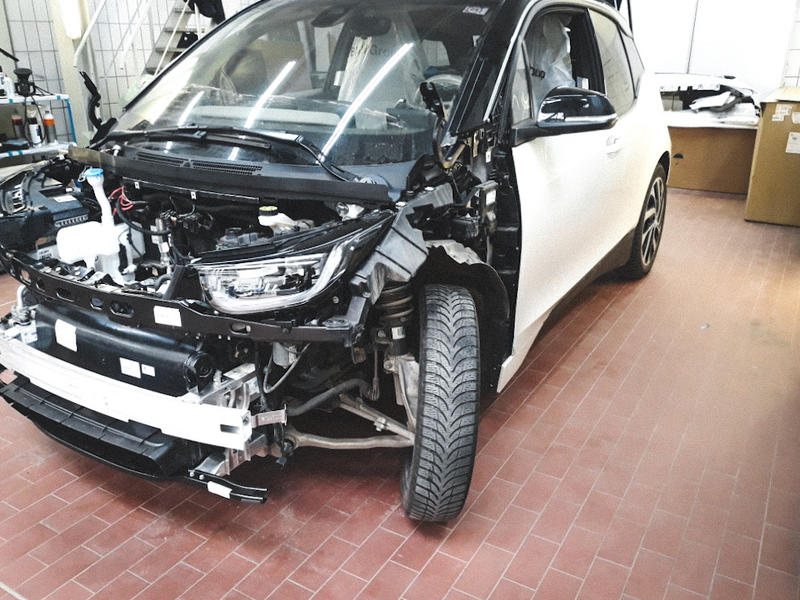 BMW i3 la service, Foto: 0-100.ro