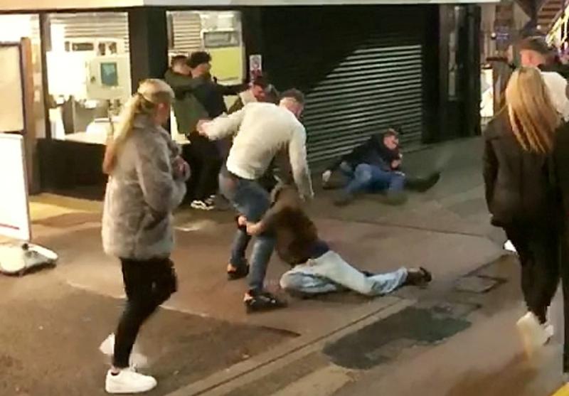 Atac pe strada, Foto: Profimedia Images / SWNS