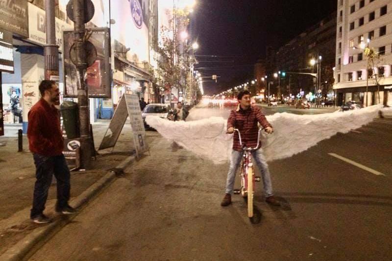 Andrei Botescu și Alexandru Manda. Defilare cu aripi, Foto: Perspektiva