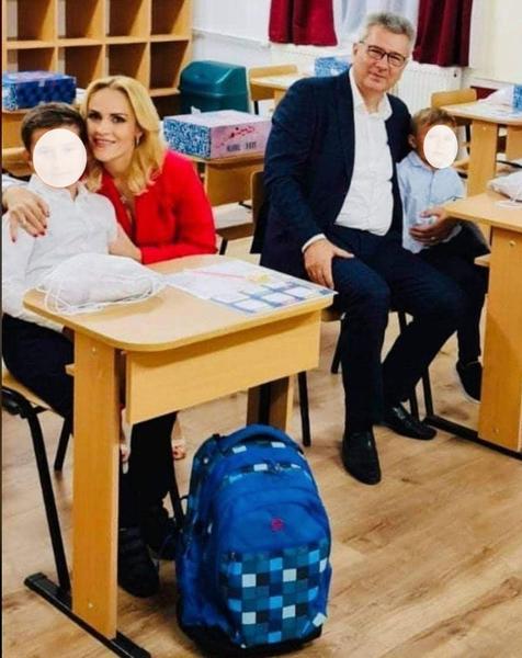 Gabriela Firea in sala de clasa, Foto: Hotnews
