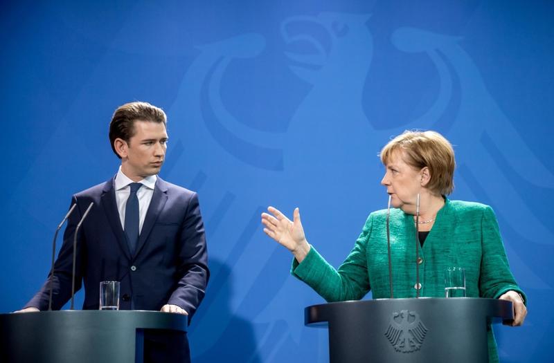 Sebastian Kurz si Angela Merkel, Foto: dpa picture alliance / Alamy / Alamy / Profimedia