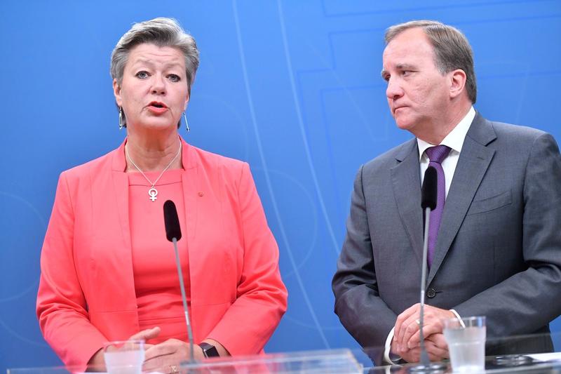 Ylva Johansson alaturi de premierul suedez Stefan Lofven, Foto: IBL / Shutterstock Editorial / Profimedia