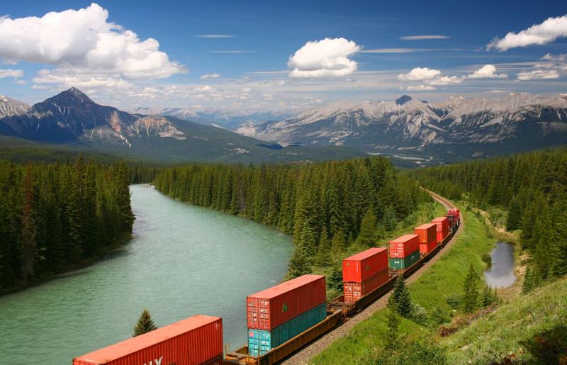 Tren de marfa in Canada, Foto: Ketian Chen | Dreamstime.com