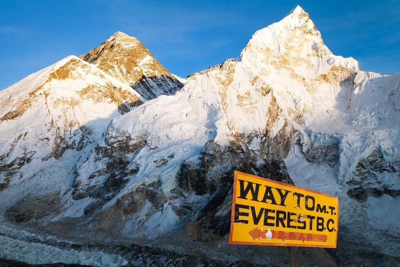 Everest, Foto: Daniel Prudek | Dreamstime.com