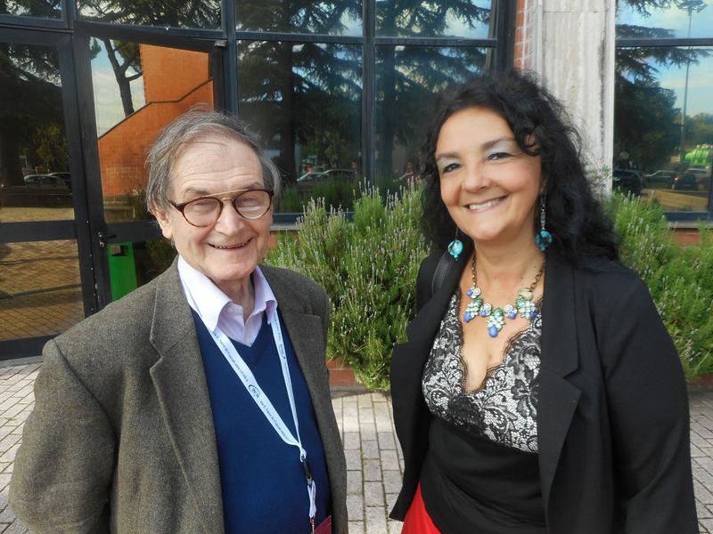 Roger Penrose (premiul Nobel) si Catalina Curceanu, Foto: Arhiva personala