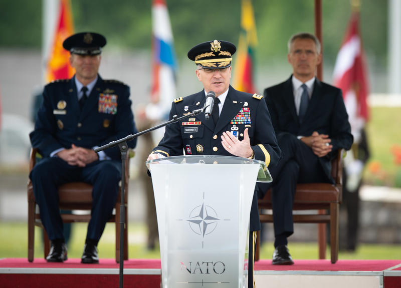 Generalul Curtis Scaparrotti la predarea comenzii forțelor NATO din Europa, Foto: DVIDS