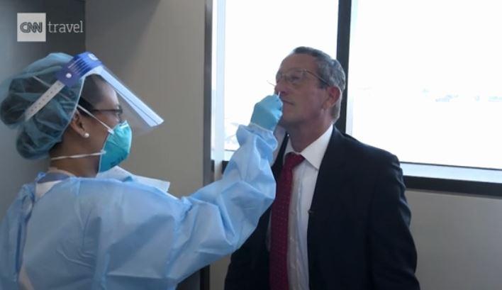 Testare inainte de imbarcare, Foto: Captura CNN