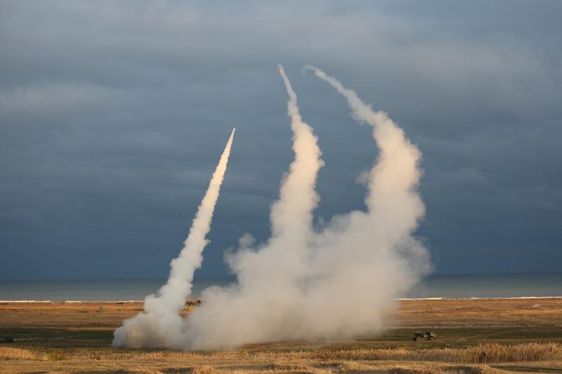 Trageri cu rachete la Capu Midia, Foto: MApN