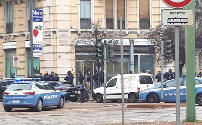 Jaf armat banca Milano, Foto: Captura video