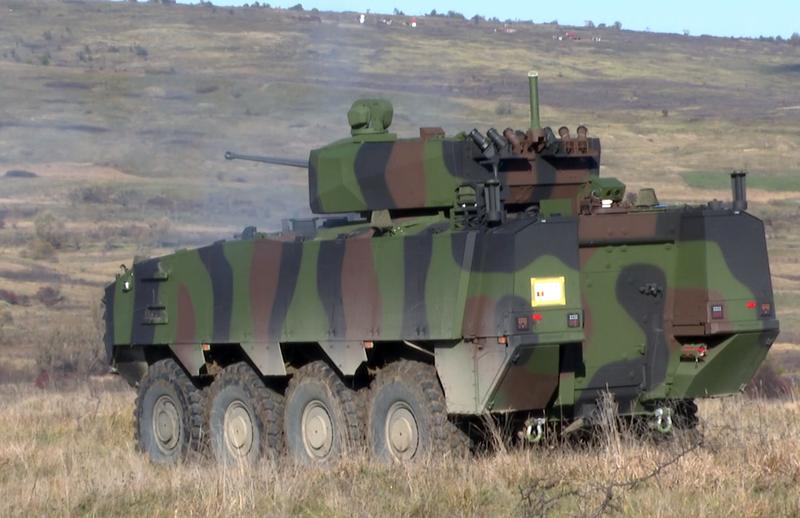 Piranha 5 la Cincu, Foto: MApN