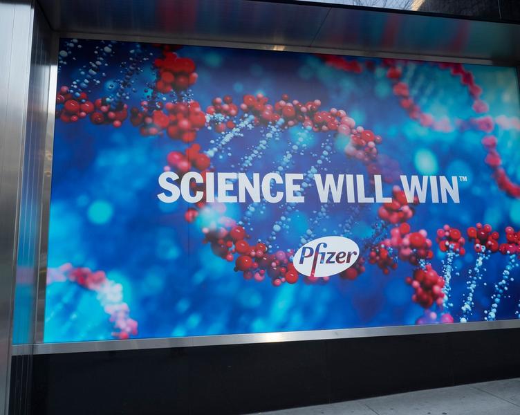 Pfizer, Foto: Sam Aronov / Zuma Press / Profimedia