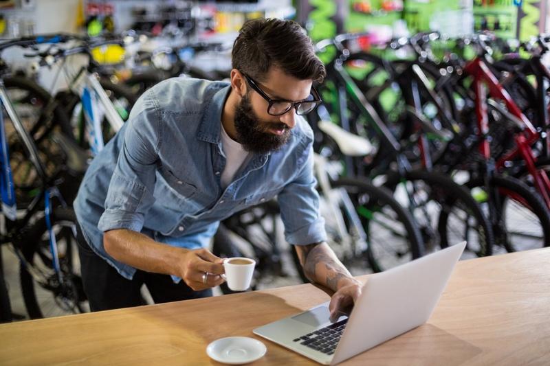 Cafea si biciclete, Foto: Wavebreak / Profimedia Images