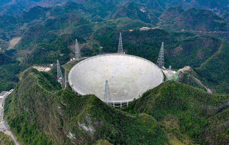 Radiotelescopul FAST din Guizhou, Foto: Xinhua / Eyevine / Profimedia