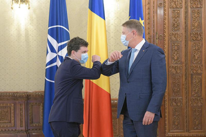 Nicusor Dan si Klaus Iohannis (facebook-sursa foto), Foto: Hotnews