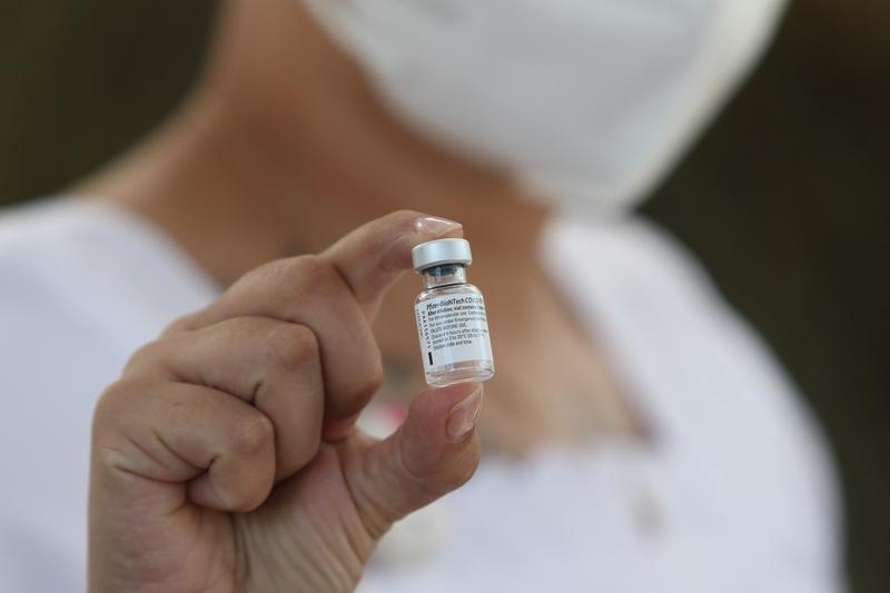 vaccinul Pfizer-BioNTech, Foto: Ismael Rosas / Eyepix / Profimedia