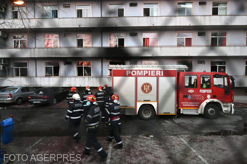 Incendiu la spitalul Matei Bals, Foto: Agerpres