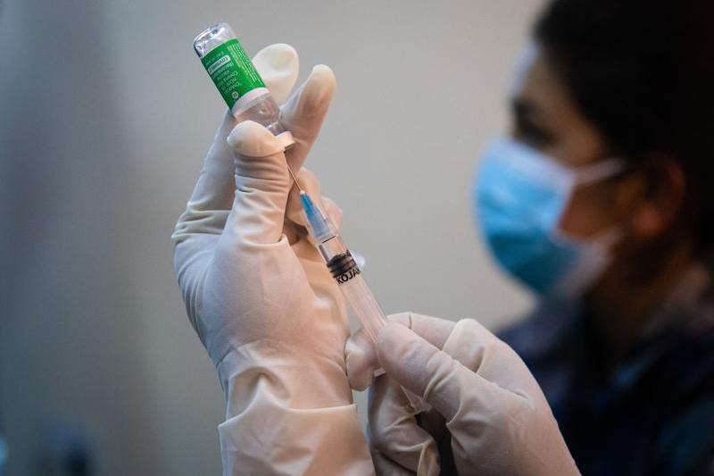 Vaccinul AstraZeneca, Foto: Prabin Ranabhat/SOPA Images / Shutterstock Editorial / Profimedia