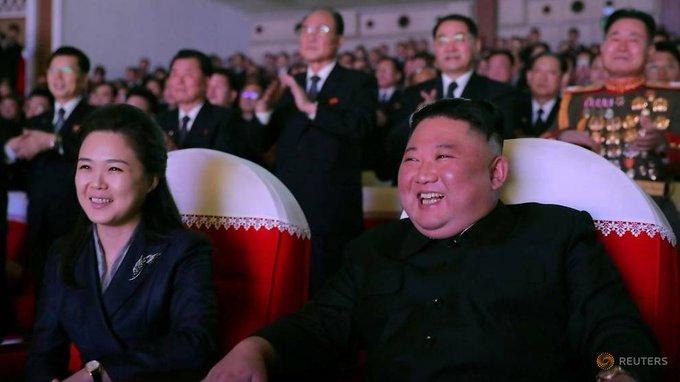 Kim Jong Un si Ri Sol-ju (twitter), Foto: Hotnews