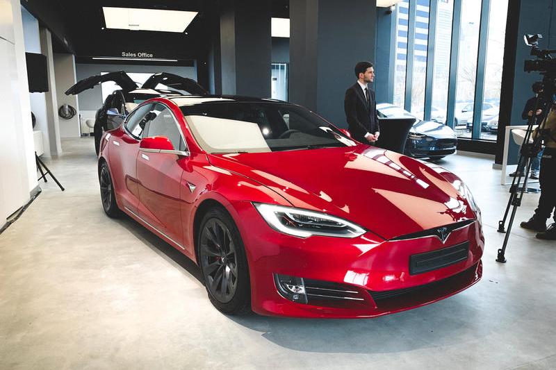 Tesla Model S la Teslounge Bucharest, Foto: Adrian Mitrea