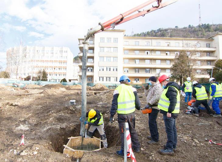 Spital modular Piatra Neamt, Foto: Daruieste viata