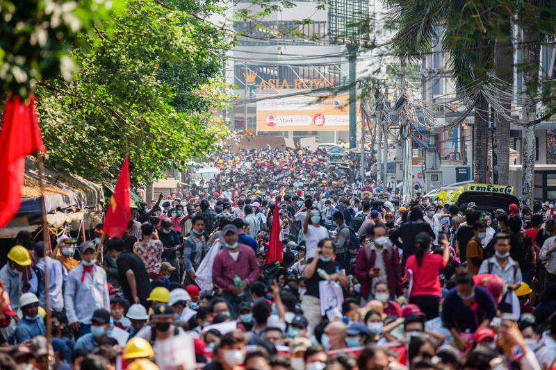 Protest în Yangon, Myanmar, Foto: SOPA Images / ddp USA / Profimedia