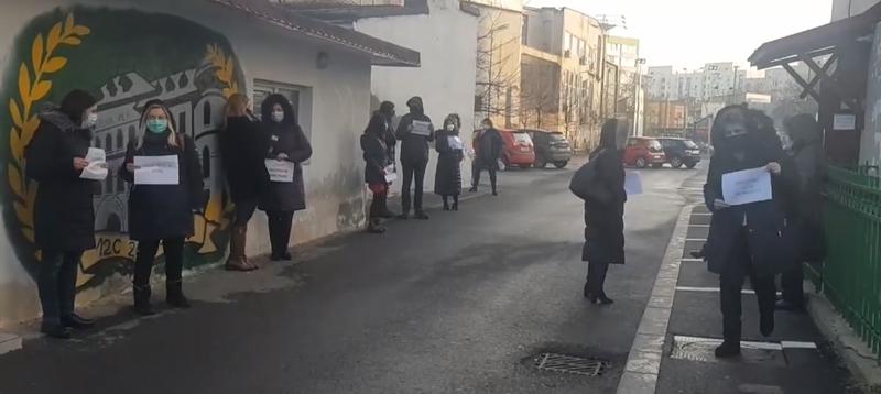 Protest profesori Colegiul Sincai, Foto: Captura