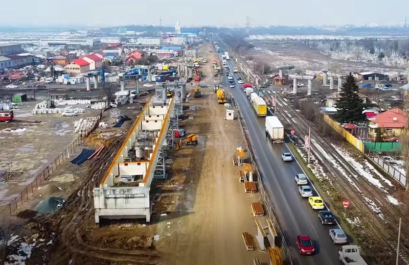 Primele grinzi ridicate la Pasajul Domnesti, Foto: Captura YouTube