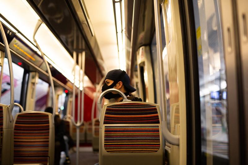 Pasager al metroului din Paris, Foto: Raphael Kessler / AFP / Profimedia Images