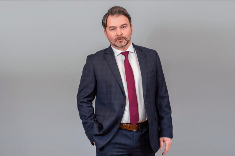 Ștefan Botezatu , Foto: act Botezatu Estrade Partners