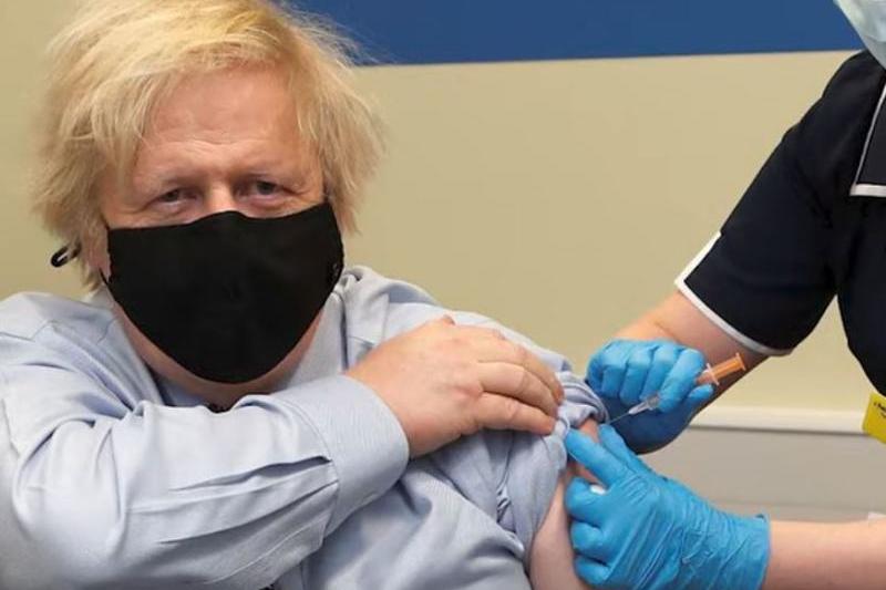 Boris Johnson s-a vaccinat, Foto: Captura YouTube