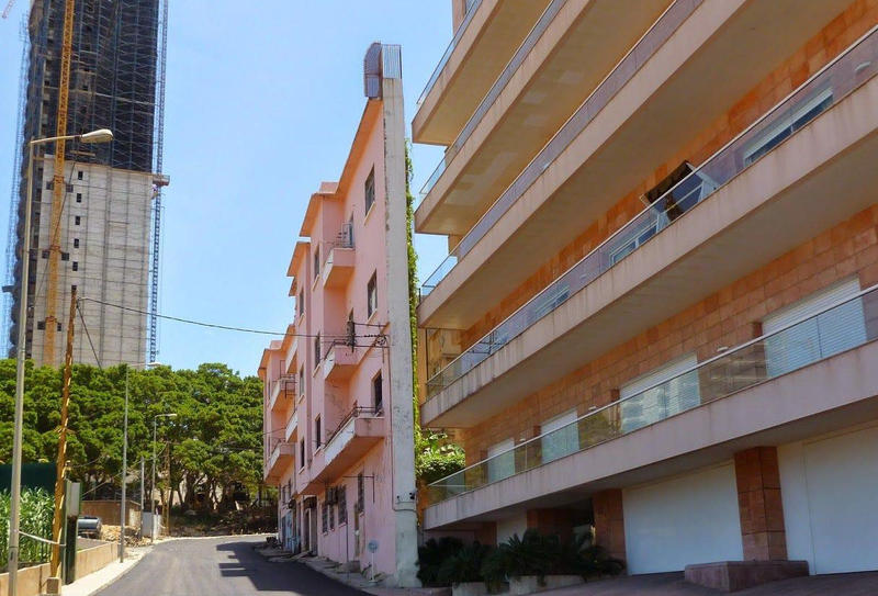 Ranchiuna este cea mai ingusta cladire din Liban si probabil una din cele mai inguste din lume, Foto: Captura video